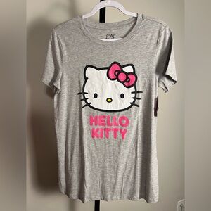 NWT Hello Kitty Gray and Pink Short Sleeve Tee Shirt Fitted Stretch Large